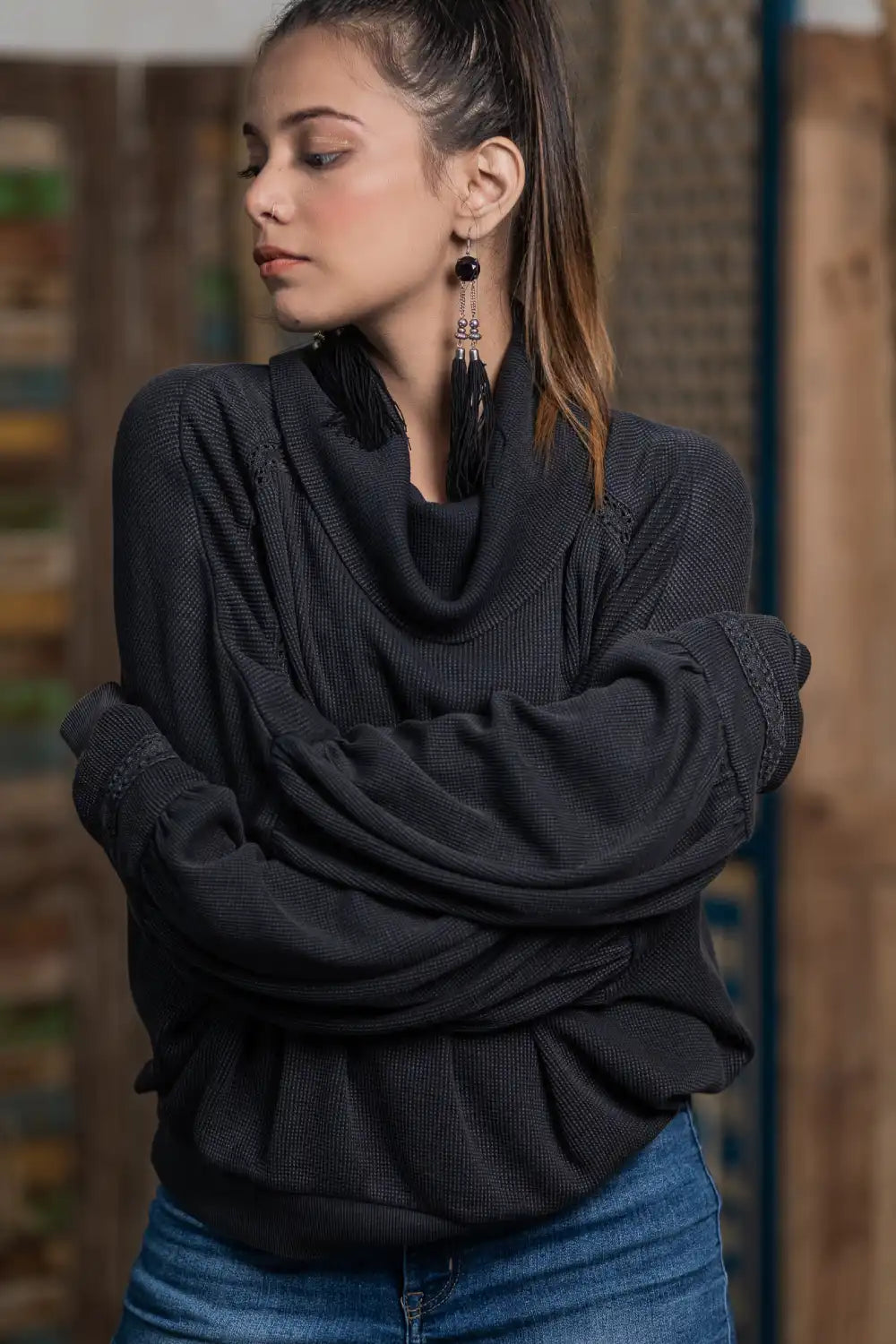 Whitelily Top (Charcoal)