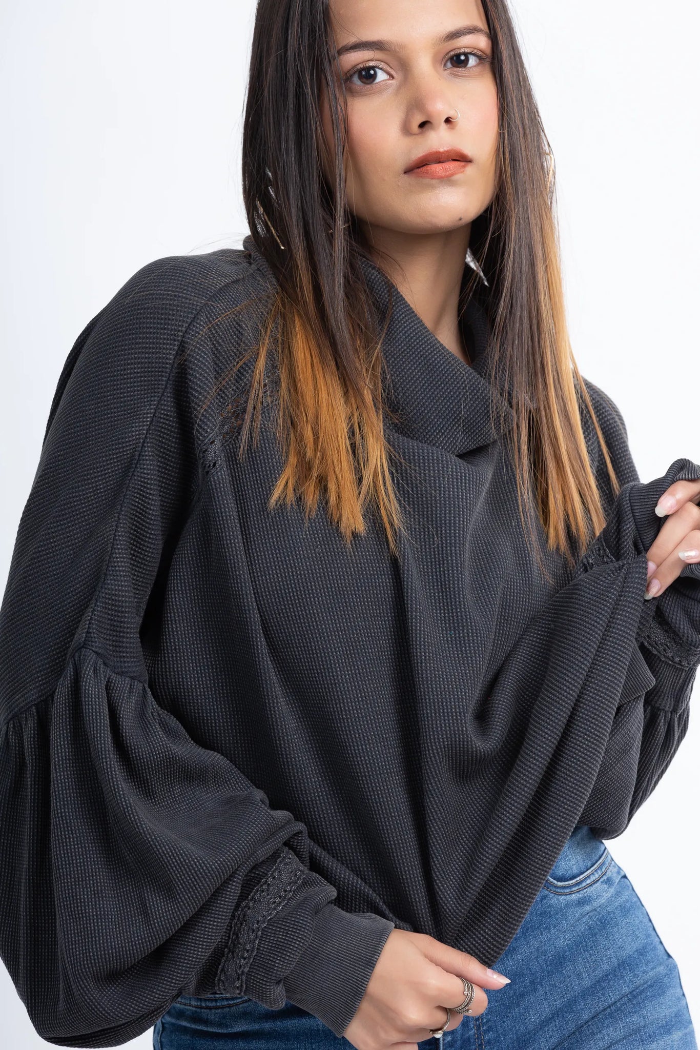White Lily Top (Charcoal)